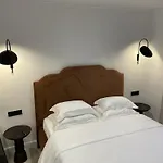 Aparthotel Caleda - Boutique In Center