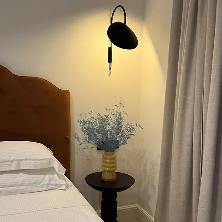 Lejlighedshotel Caleda - Boutique In Center