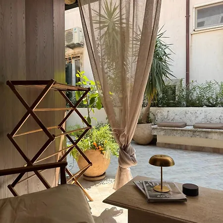 Caleda - Boutique In Center מלון דירות 3*